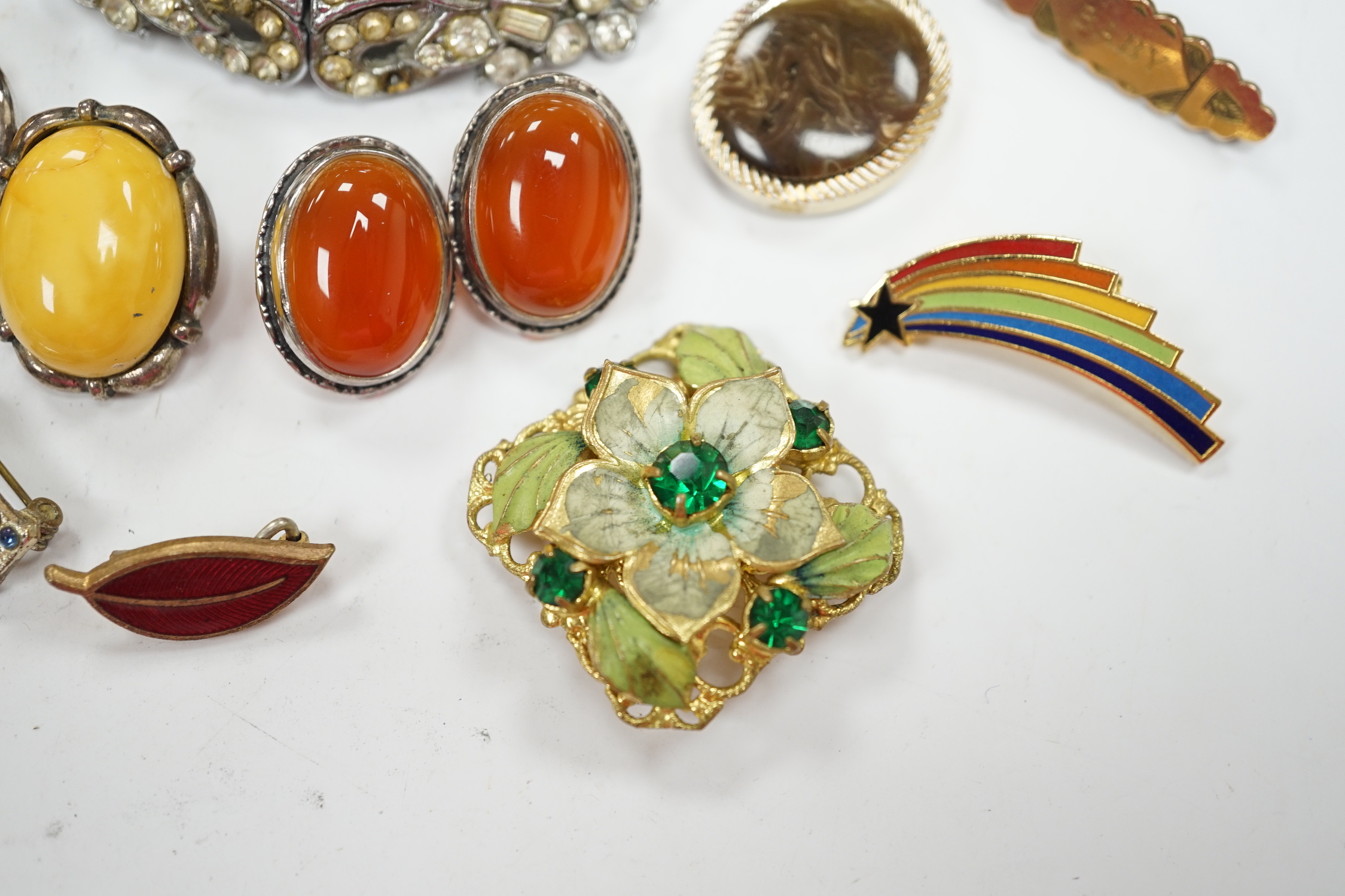 A silver and cabochon set dress ring, mixed costume jewellery and a lady's wrist watch.